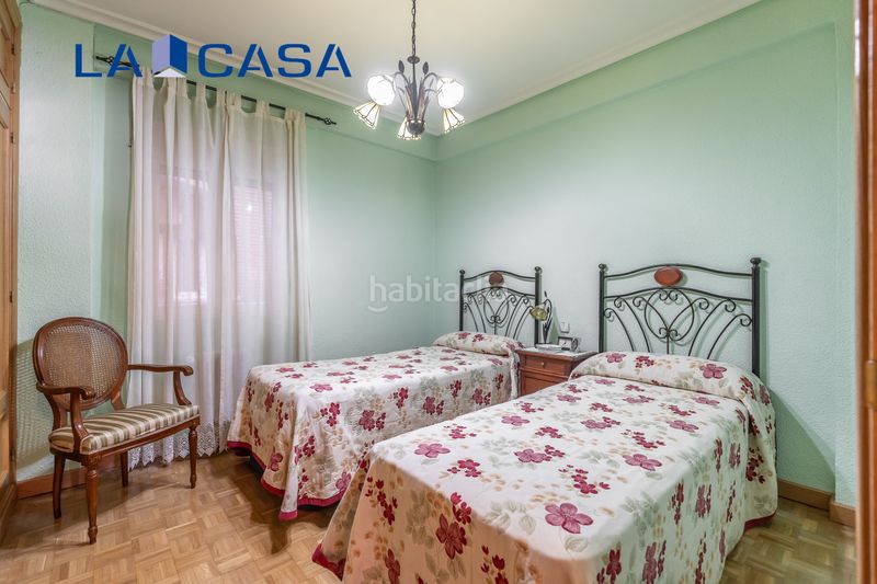 Foto 21070a7d-8e1b-4c7e-a1f4-196efaa8daf0. Piso en Palos de Moguer Madrid