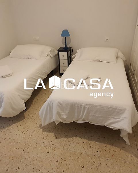 Foto e44ea7e8-8bdd-4754-a4e1-85761b5e8799. Piso en Triana Este Sevilla