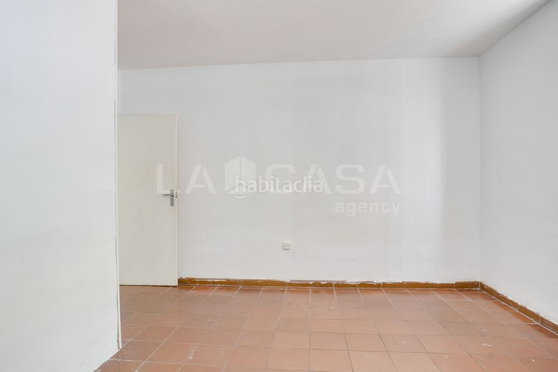 Foto 15472515-5ec2-4d5c-bf2e-6926422012f6. Pis a La Verneda - La Pau Barcelona