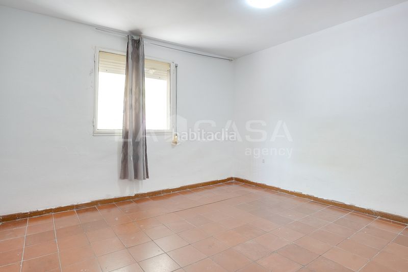 Foto 5ae2a0c6-0675-462b-8f09-6e90b99d5cba. Pis a La Verneda - La Pau Barcelona