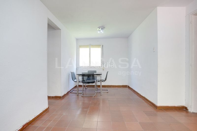 Foto 70e3223e-7a4a-403e-8871-da8097f9f246. Pis a La Verneda - La Pau Barcelona