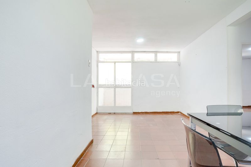 Foto ae55db6a-e47e-421d-a282-eacb5f3a891c. Pis a La Verneda - La Pau Barcelona