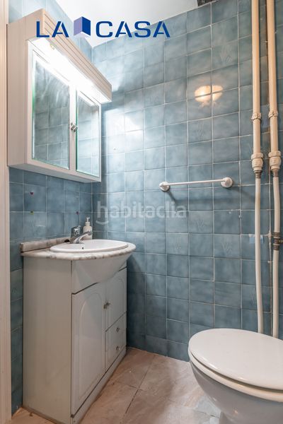 Foto c49e832a-477f-4474-8563-d75eae9afdff. Pis amb calefacció a Guindalera Madrid