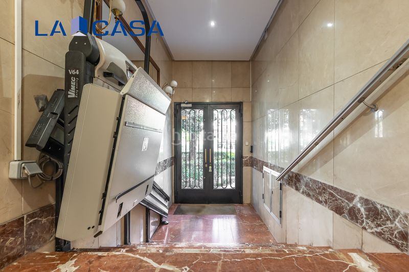 Foto fbe0430c-65c6-4afa-808f-925d41cdd0a4. Pis amb calefacció a Guindalera Madrid