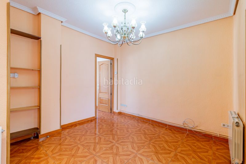 Foto 6eb5c8ef-84cc-47da-b18c-4de99d5e5dc4. Piso en Comillas Madrid