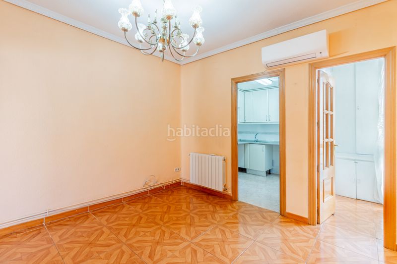 Foto 98130b37-3def-4bf0-b494-dedccb04ff41. Piso en Comillas Madrid