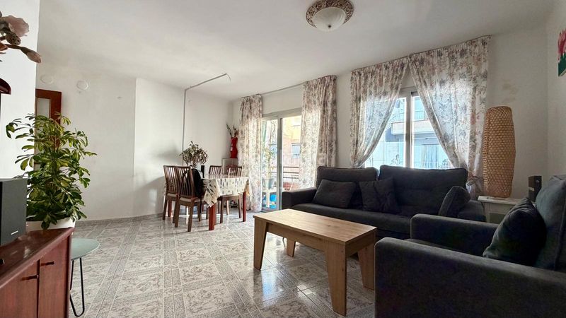 Foto 11ba796e-9aa2-4956-af9f-558ed6d16b09. Pis amb calefacció a Can Vidalet Esplugues de Llobregat