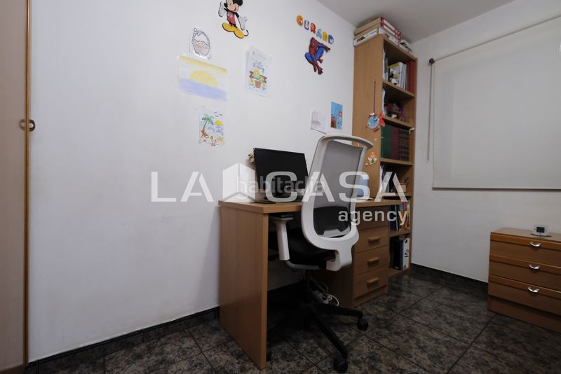 Foto 54c6e36d-cb17-483d-96fd-ef8623d203f7. Pis a Porta Barcelona