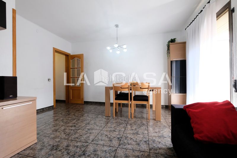 Foto ce310422-841d-4448-bf46-6ba4c6670a54. Pis a Porta Barcelona