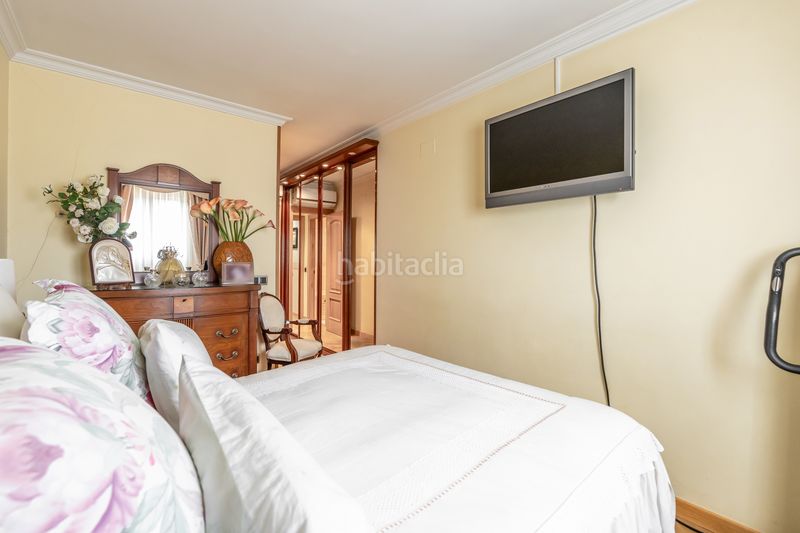 Foto 52bf1868-f00d-48f0-8037-bde3bd688067. Pis amb calefacció aparcament piscina a Puerta Bonita Madrid