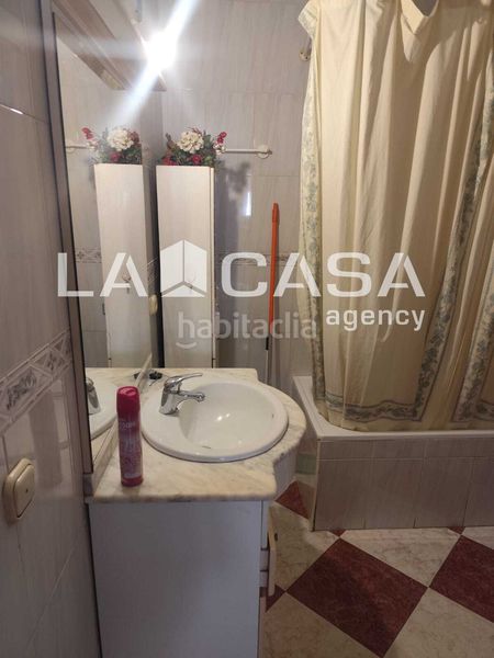 Foto bf4182a8-2ae2-4478-97e1-95cdd8816a52. Casa a La Granja - La Colina - Los Pastores Algeciras