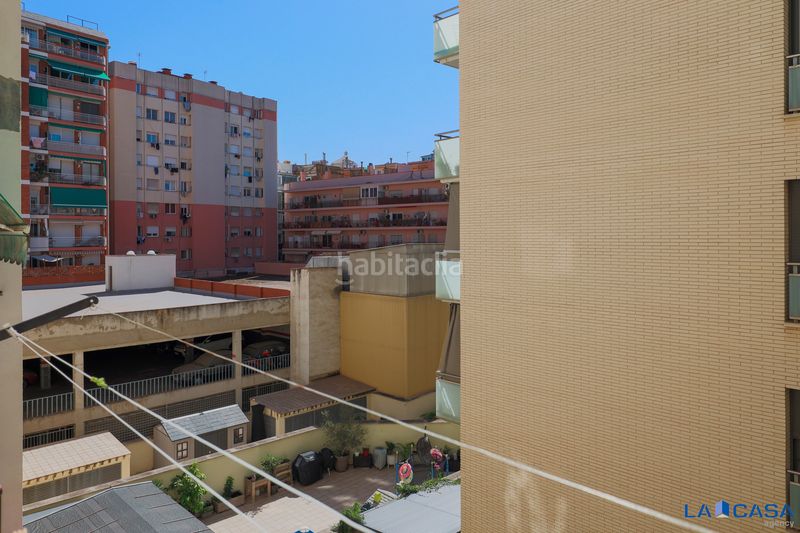 Foto 1b8377cb-4290-4ba0-954b-4aa448c80b65. Pis a Hostafrancs Barcelona