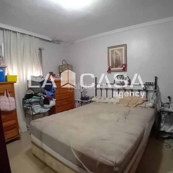 Foto a2bf886b-1e16-4bd2-ab6b-abb52e3b8ca0. Casa a El Rinconcillo Algeciras