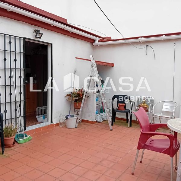 Foto e01e8b03-b83d-4049-b5dc-7ed8cdcce9de. Casa a El Rinconcillo Algeciras