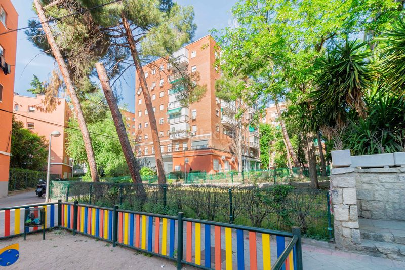 Foto 0fa4affa-30ad-45dc-b26e-bc2e32e15b8c. Piso en Comillas Madrid