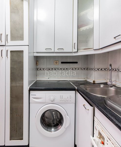 Foto eb58bedc-8ecd-4fa1-8619-4c3debce028b. Piso en Comillas Madrid