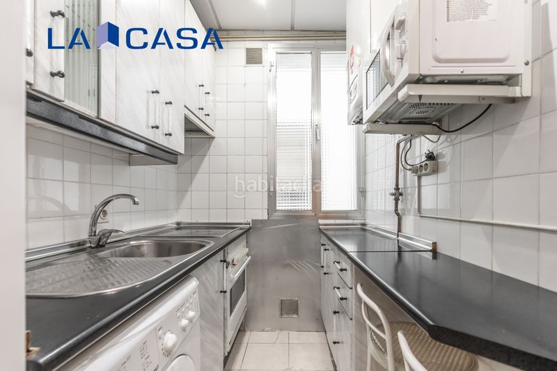 Foto 8f3a802b-d33c-41a4-8756-f480eb68d981. Piso en Palos de Moguer Madrid