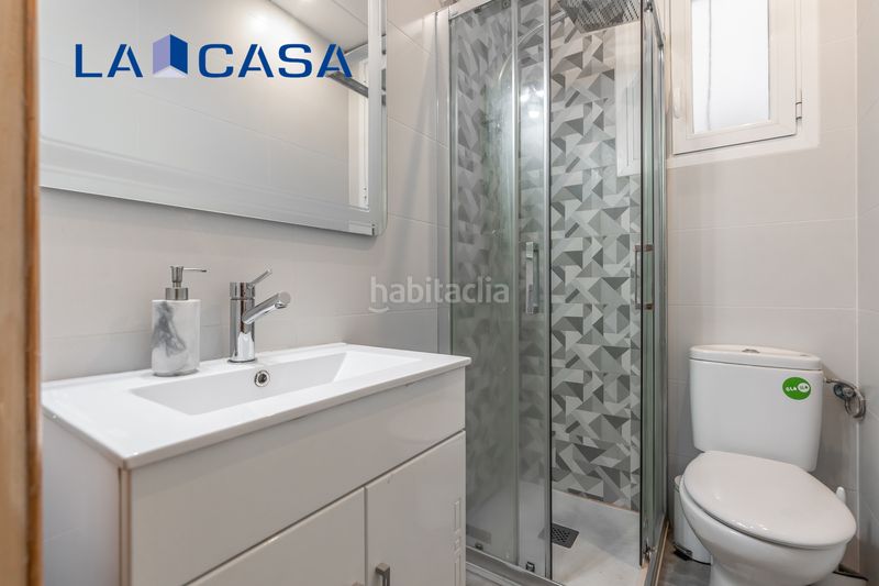 Foto b84ed287-63e4-4ffa-94d2-bd0427f8ef63. Piso en Palos de Moguer Madrid
