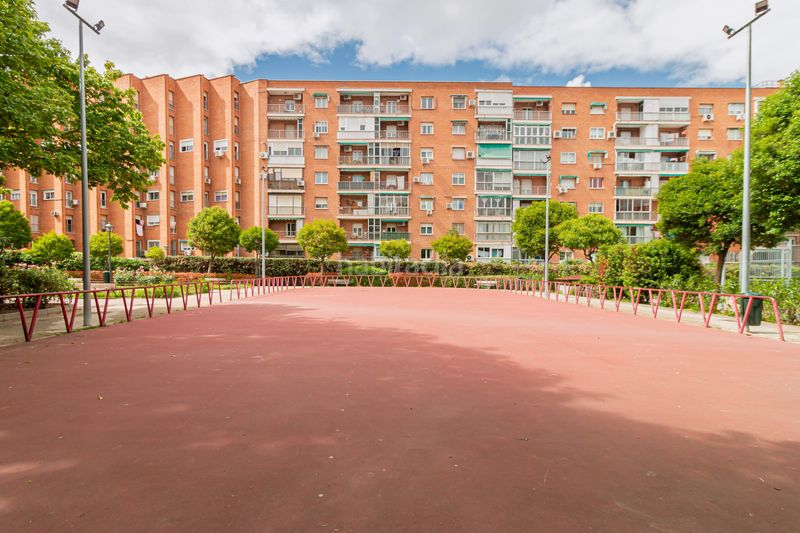 Foto a32cd1fd-e9bd-4c70-9306-112c3d1a8392. Pis amb calefacció a Opañel Madrid