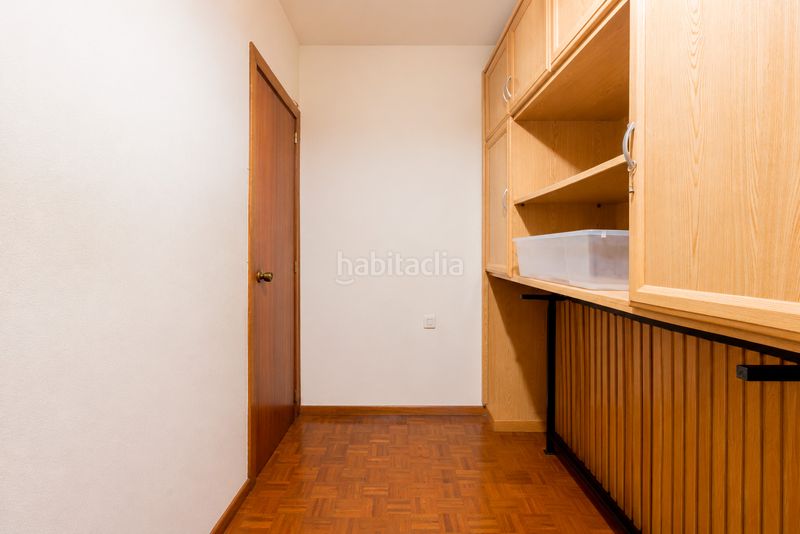 Foto a99c39f3-b718-4d3a-9eb5-e2ee58d68c3d. Pis amb calefacció a Opañel Madrid