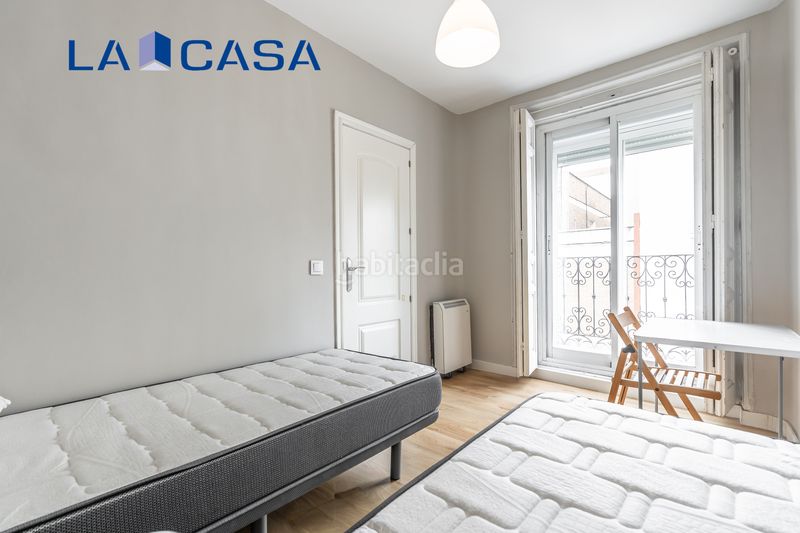 Foto 88024b23-4dcb-4b81-8b95-9526dbdc0b8c. Piso en Palos de Moguer Madrid