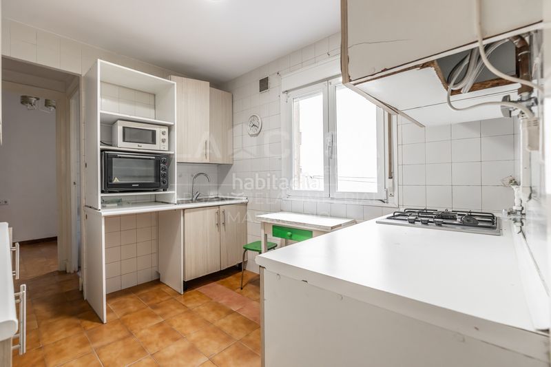 Foto 92f1b198-19a7-4a58-8fc2-5c39c28db2f0. Piso en Imperial Madrid