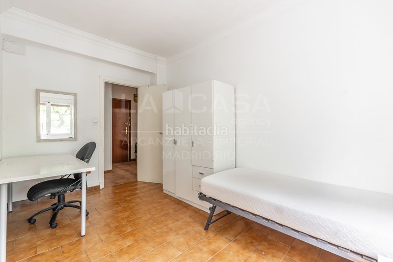 Foto f56a1055-3a96-4acf-be57-f7952c6d7dfd. Piso en Imperial Madrid