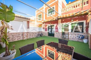 Maison jumelée à Centro - Doña Mercedes