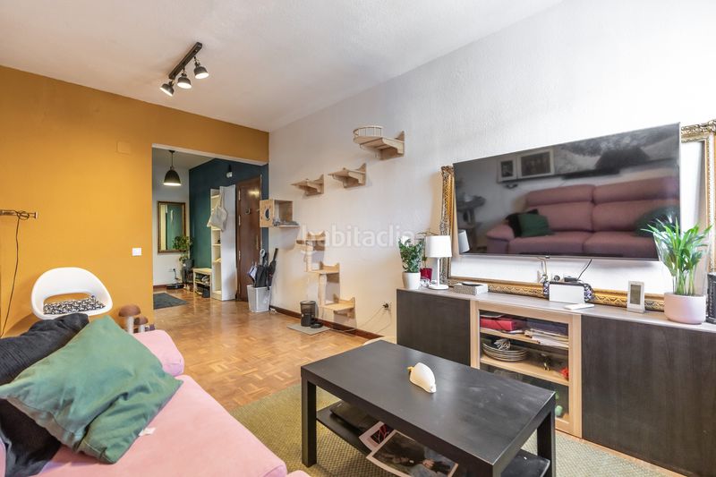 Foto 79f0d2a6-16d6-40e7-8695-968cca83b62e. Piso en Vista Alegre Madrid