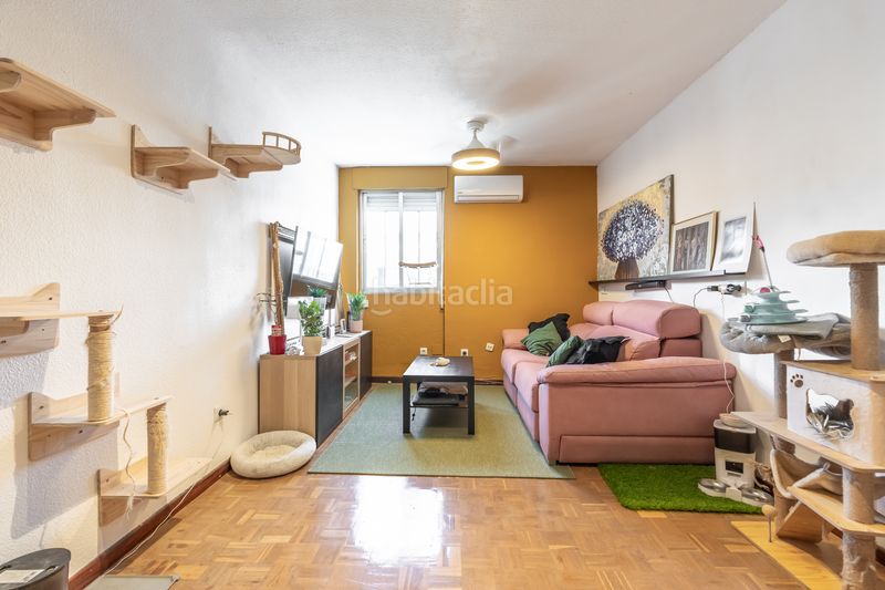 Foto a2a968c1-6934-48d0-8686-549ca4a6370d. Piso en Vista Alegre Madrid