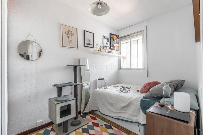 Foto f3b38f56-60c0-4046-ad85-770e3da330d4. Piso en Vista Alegre Madrid