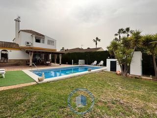 Chalet à Cerros de Montequinto