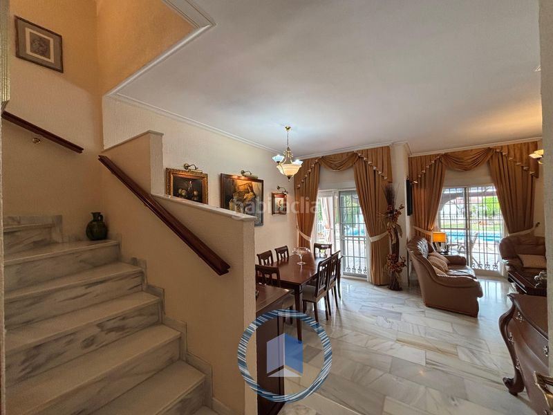 Foto 6f6d2ba1-a211-4980-8d5b-e9e3d814416a. Chalet en cerros de Montequinto Montequinto