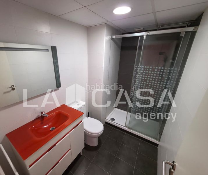Foto f91cc96a-5f41-4ffe-9154-a058329bea2c. Piso en Can Gambús Sabadell
