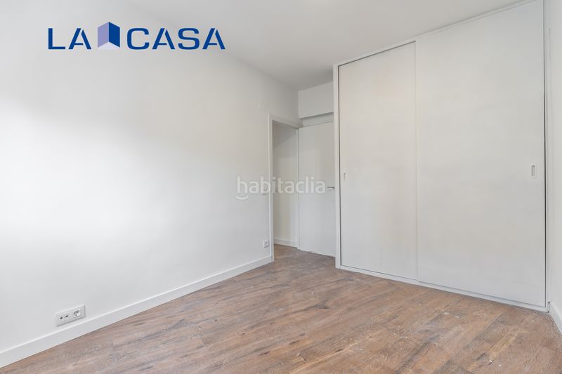 Foto 654557d6-1d31-4563-a97e-79a4998320e3. Piso en Moscardó Madrid