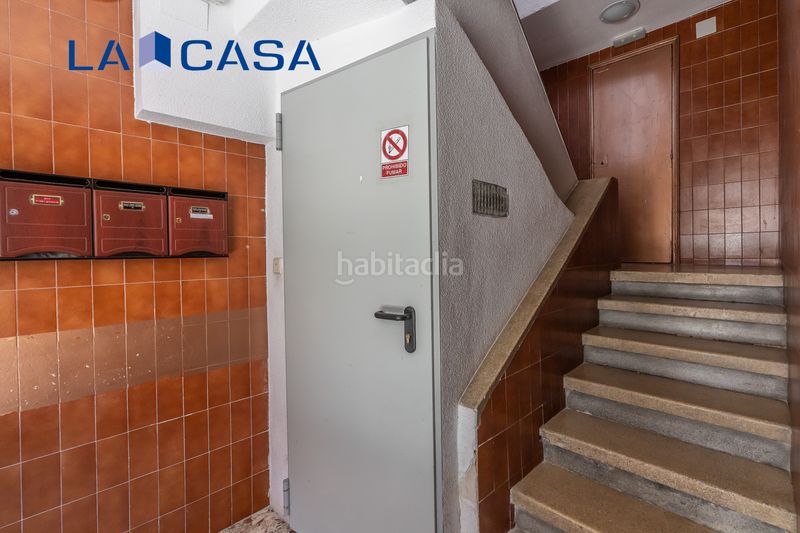 Foto c83fcb6d-9c30-47e6-98bf-04feb9b2d9c0. Piso en Moscardó Madrid