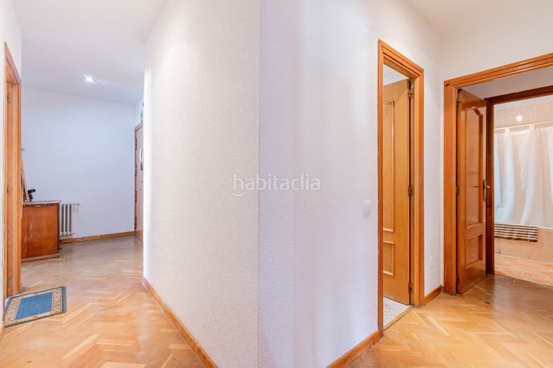 Foto addcce06-bb79-442f-be37-a9ea1ca6ab83. Piso en Moscardó Madrid