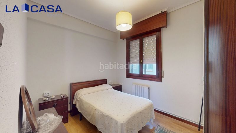 Foto 40bc6f36-b52f-46b2-8557-e06fb6a4afd3. Piso en Arangoiti Bilbao