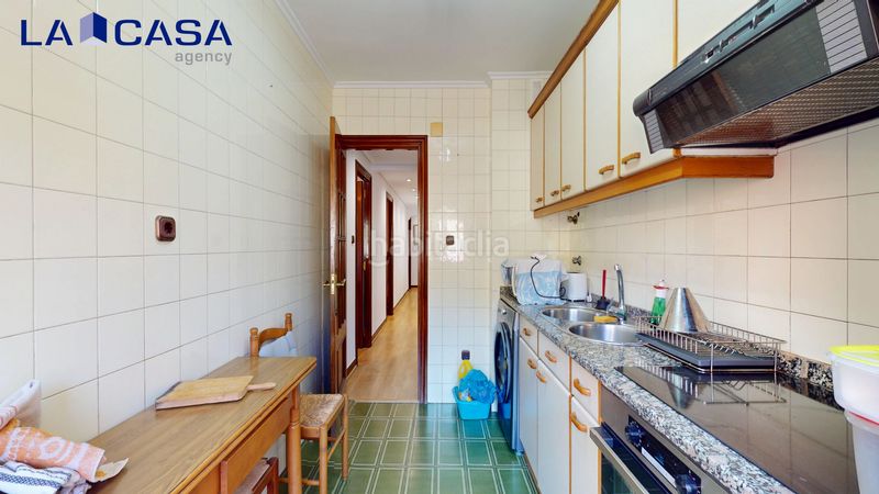 Foto 82ea6a17-4bd3-4286-a980-6d3301e1da94. Piso en Arangoiti Bilbao