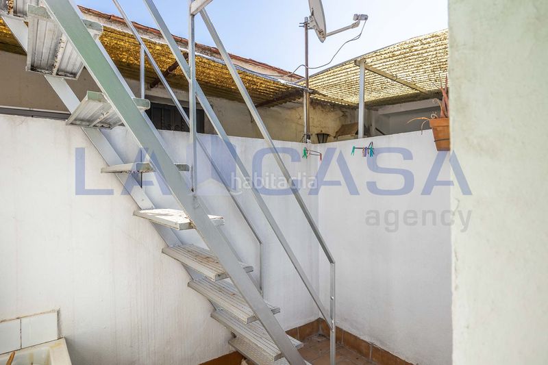 Foto 7e8c7a10-adea-4b1a-9fea-f246f7ff1e30. Casa a Juan XXIII - Rochelambert Sevilla