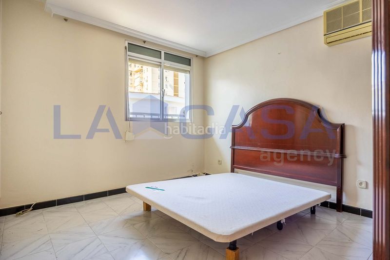 Foto a19e49db-5db9-4c2b-97a6-3226732723d6. Casa a Juan XXIII - Rochelambert Sevilla