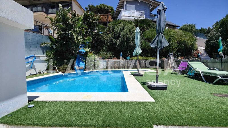 Foto c60f0205-2618-48bf-a884-fe7765941811. Casa amb aparcament piscina a Paseo Marítimo - San José - La Laguna Cádiz