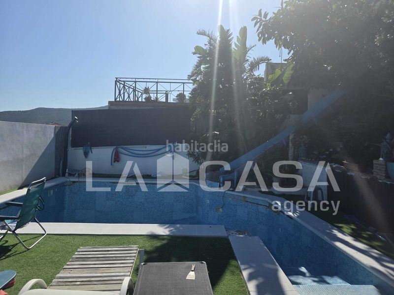 Foto eeb26642-13d7-490c-b101-948cabffdcec. Casa amb aparcament piscina a Paseo Marítimo - San José - La Laguna Cádiz
