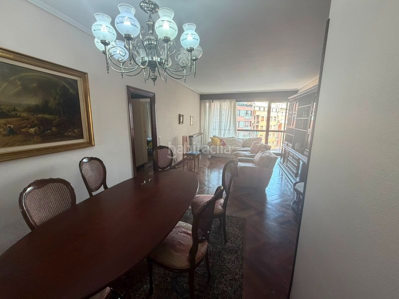 Foto c1801b70-59ee-489d-8d8d-ea9e11fbf550. Pis amb aparcament a Iralabarri Bilbao