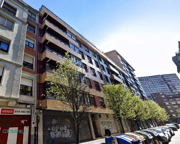 Foto 6babe34f-c04b-4e56-81df-e39a204c970b. Piso en Basurtu Bilbao
