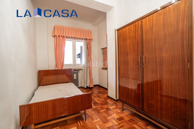 Foto 8f3b8ed0-d2e0-4c87-b743-83a599f55354. Piso en Acacias Madrid