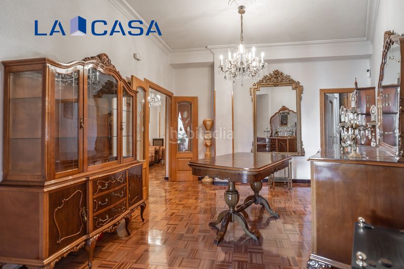 Foto a82ff66f-a994-437e-aa98-75990920838e. Piso en Acacias Madrid