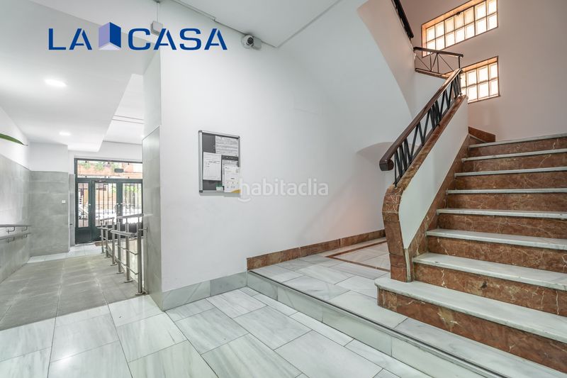 Foto b99d3282-fc97-42e9-a51f-583710543737. Piso en Acacias Madrid