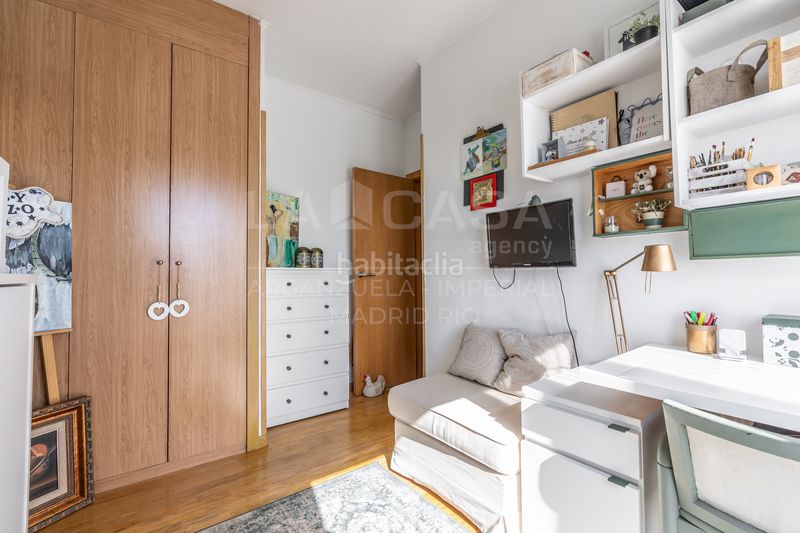 Foto a2b8cbe9-3a44-40bc-a0cb-d9d722d56204. Piso en Acacias Madrid