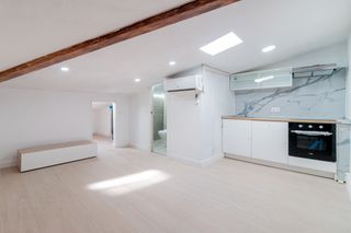 Etagenwohnung in Calle de María Martínez